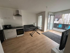 Appartement T2 2e etage parking gratuit sur place
